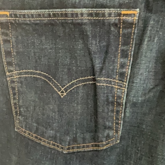Levi's Relaxed Blue Denim Jeans Timeless Style 514 - Picture 5 of 10